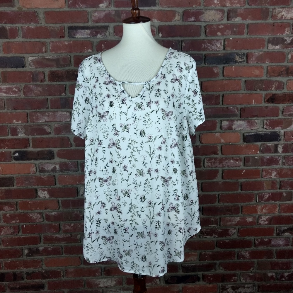 Torrid Keyhole Georgette Blouse